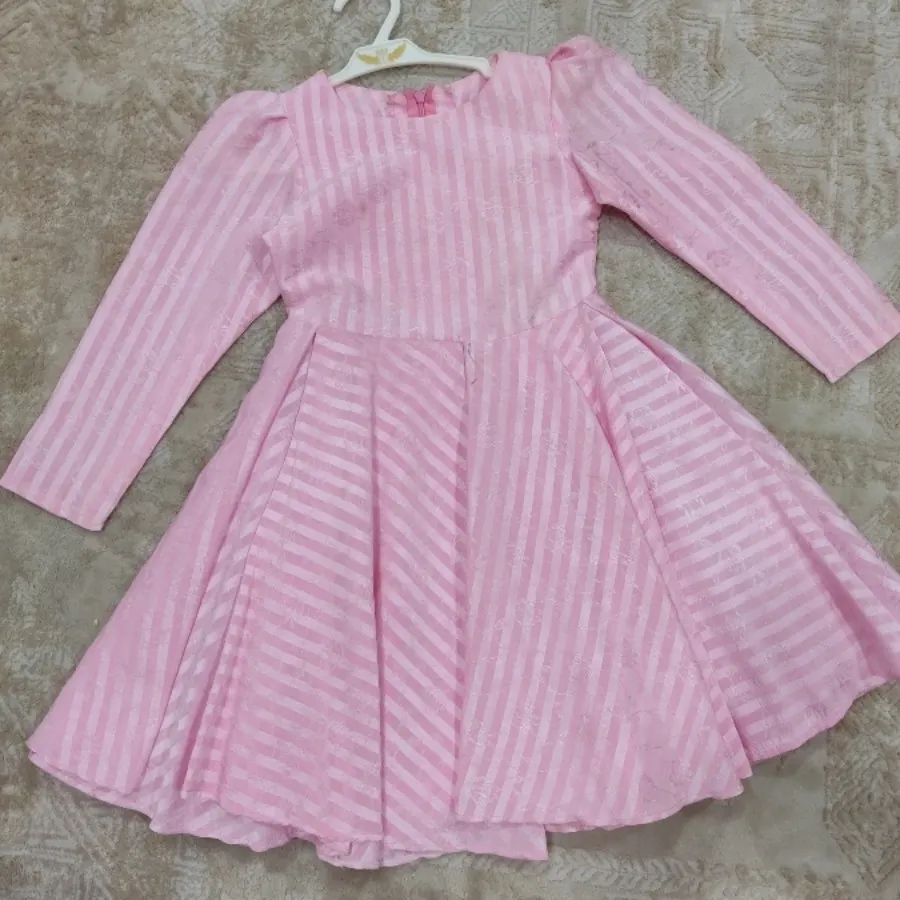 پیراهن بچگانه