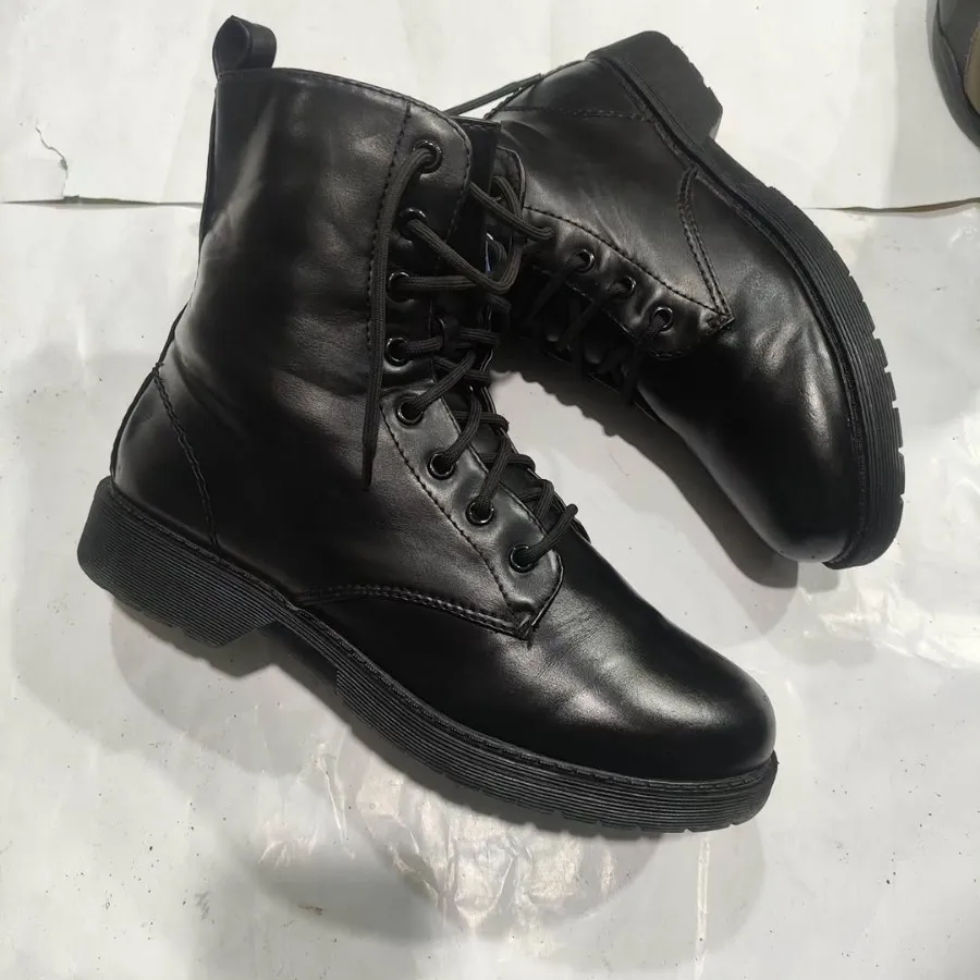 بوت زنانه اورجینال