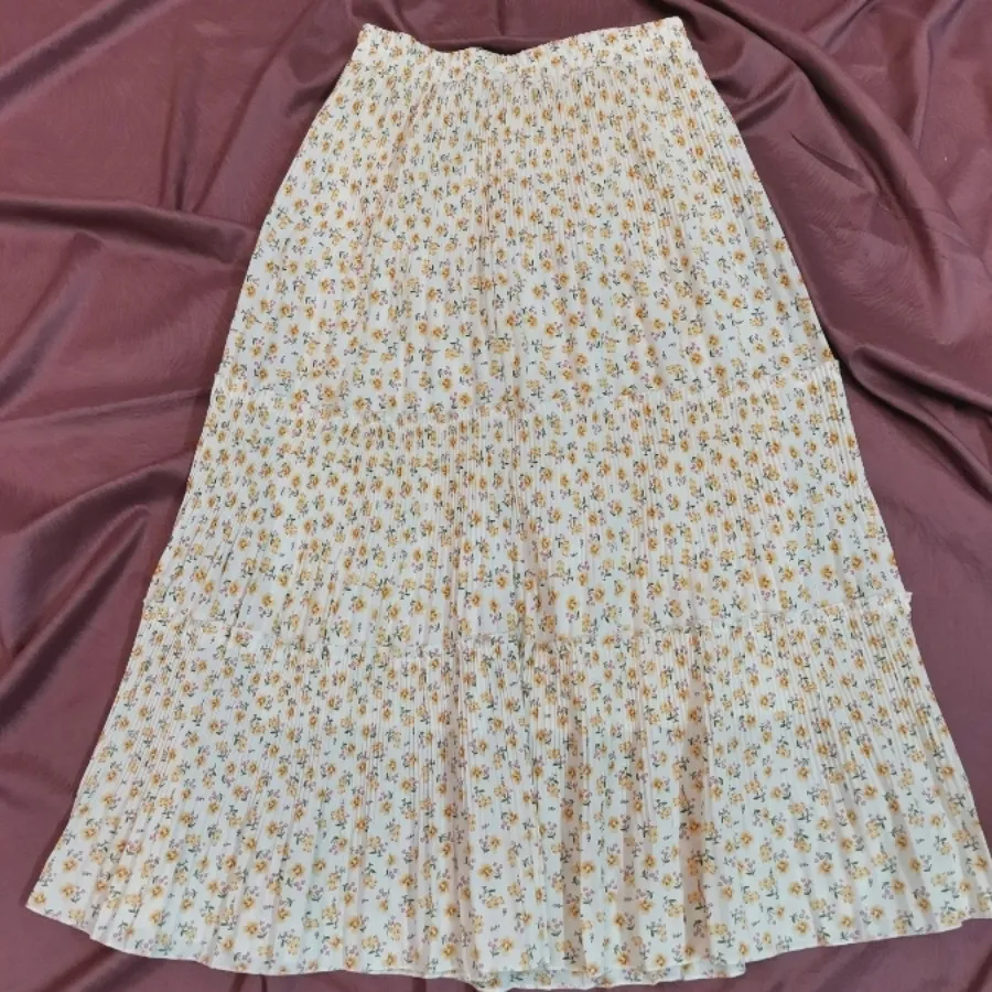 دامن گل گلی چین دار