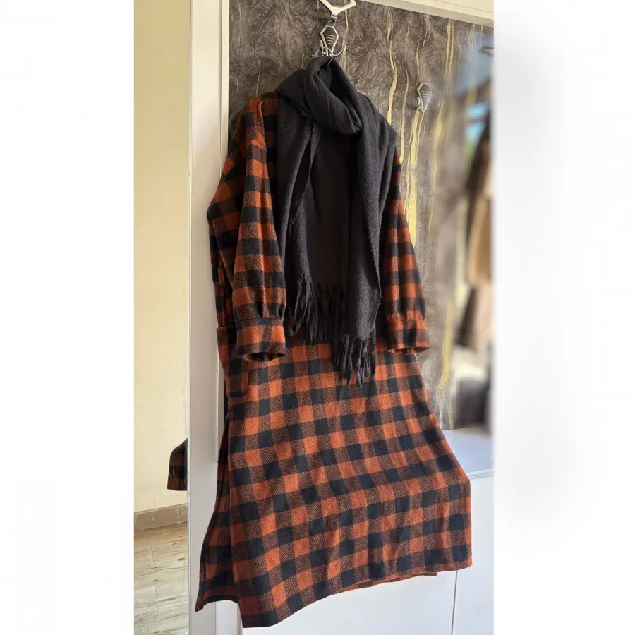 پیراهن پشمی