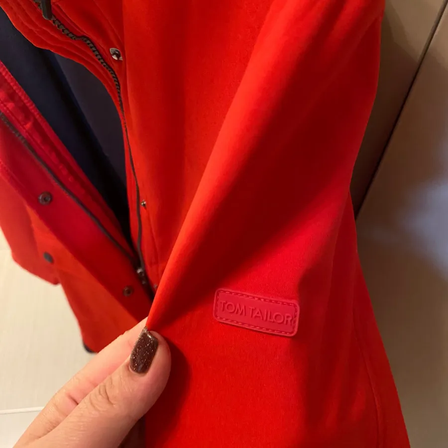 بارانی داخل پلار