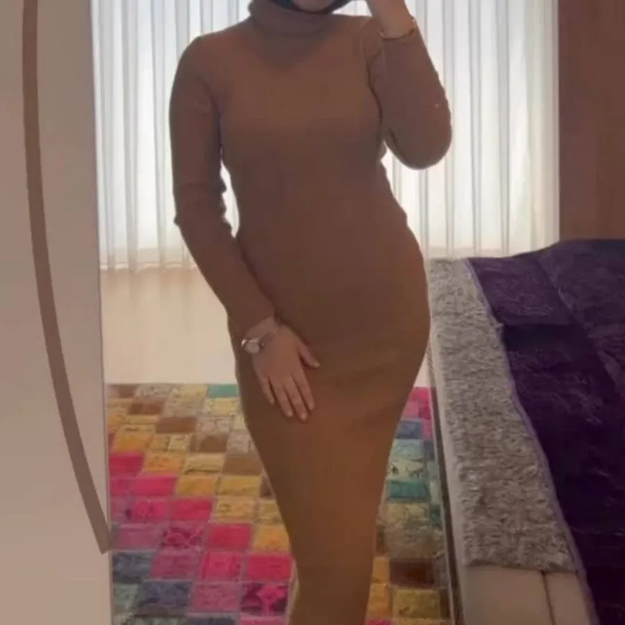 پیراهن بافت شتری و مشکی