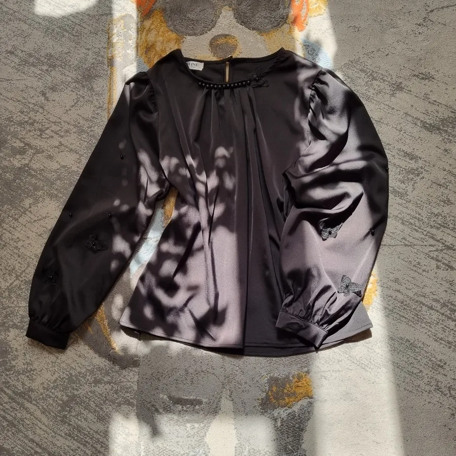 شومیز کار شده