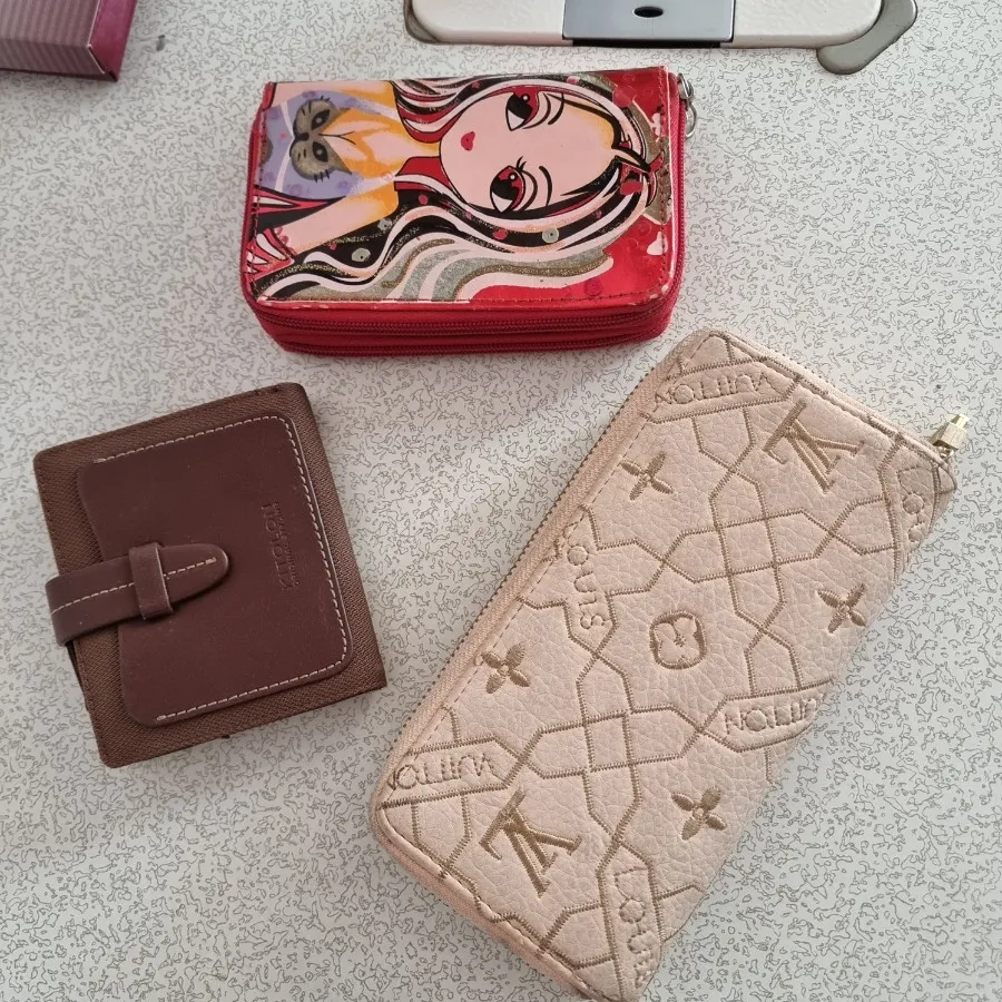 کیف پول زنانه