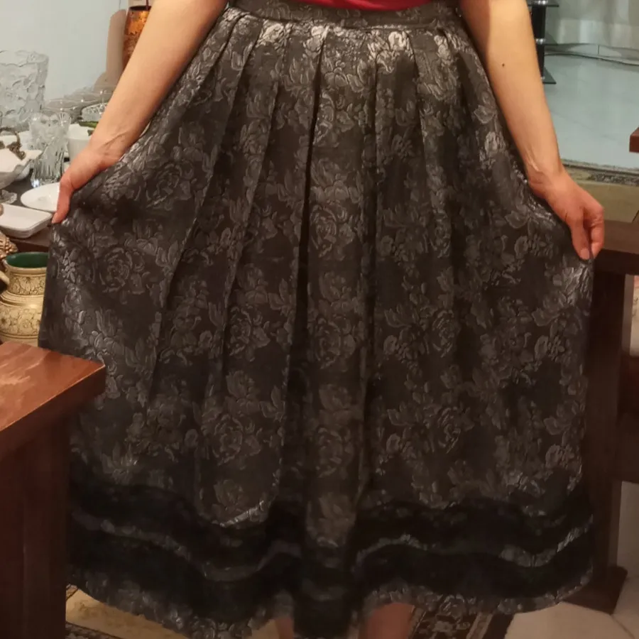 دامن آلمانی سایز 40 و 42