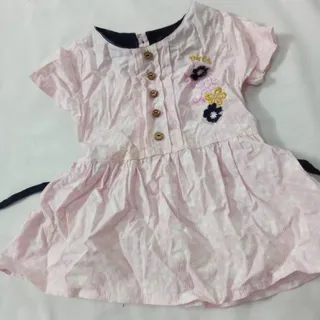 پیراهن بچگانه