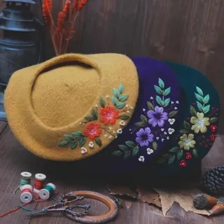 کلاه فرانسوی طرحدار