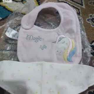 پیشبند و دستمال گردن