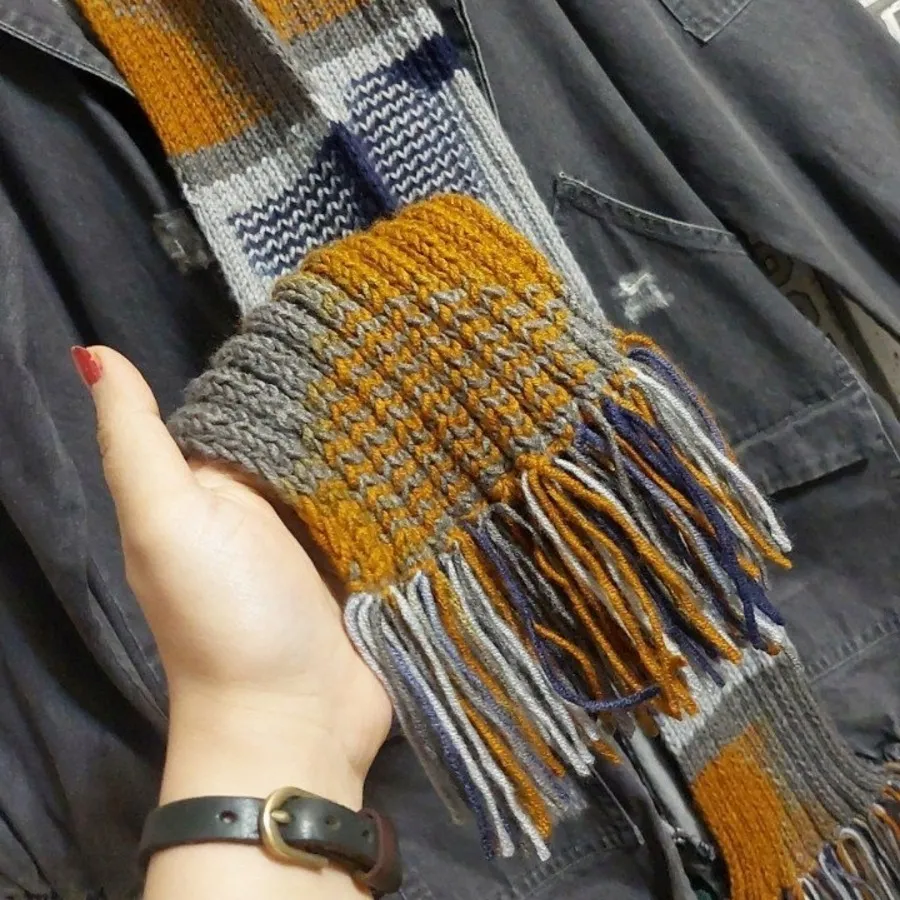 شالگردن دست باف باهم