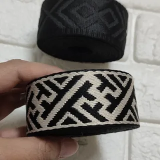 بند برزنتی طرحدار