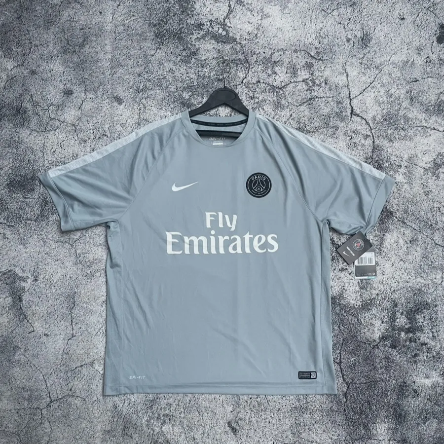 کیت یونی سکس پاریس