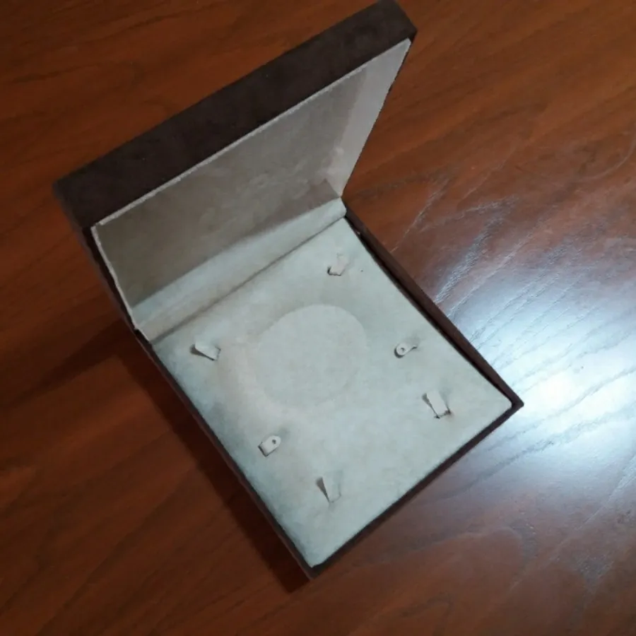 جعبه کادویی سرویس طلا