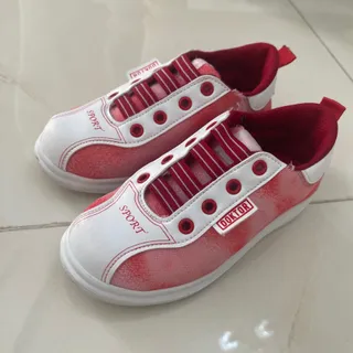 کتونی سایز 28