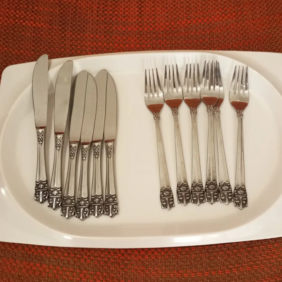 سرویس کارد و چنگال قدیمی