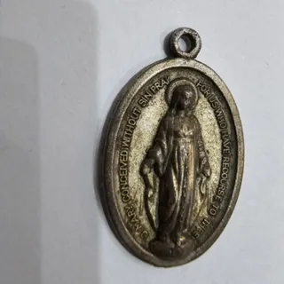 آویز گردنبند