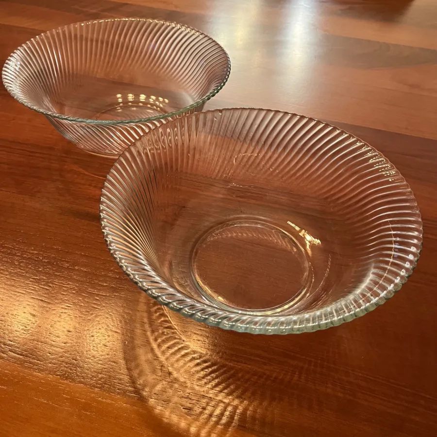 کاسه سالاد و میوه