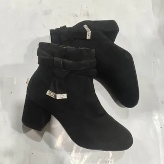 بوت زنانه اورجینال