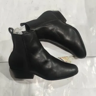 بوت زنانه اورجینال