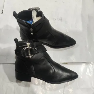 بوت زنانه اورجینال