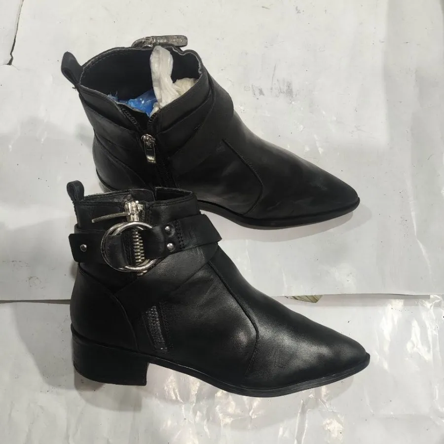 بوت زنانه اورجینال