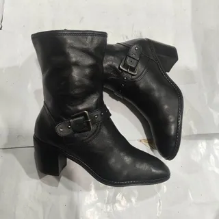 بوت زنانه اورجینال