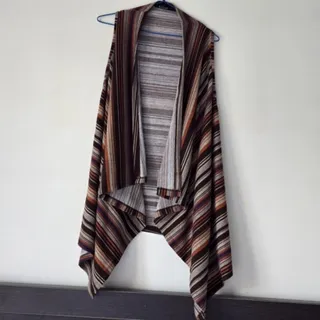 وست مدل پانچ