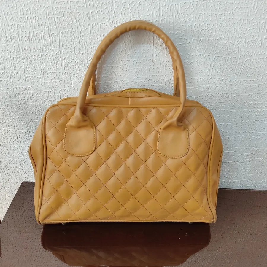 کیف دستی جادار