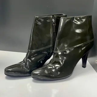 نیم بوت شیک سایز 38/5