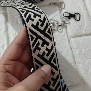 بند کیف و دوربین