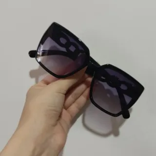 عینک آفتابی