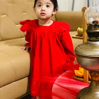 پیراهن عروسکی قرمز