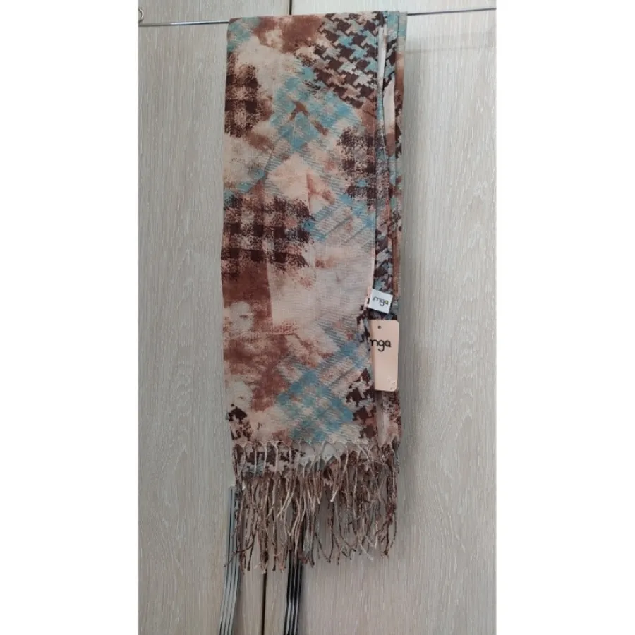 سه عدد شال اتیکت دار