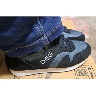 کتونی دنیلی مشکی