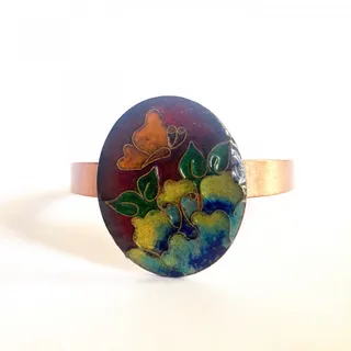 دستبند مینای خانه بندی