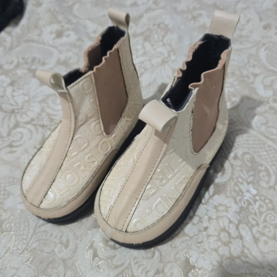 پوتین بچگانه