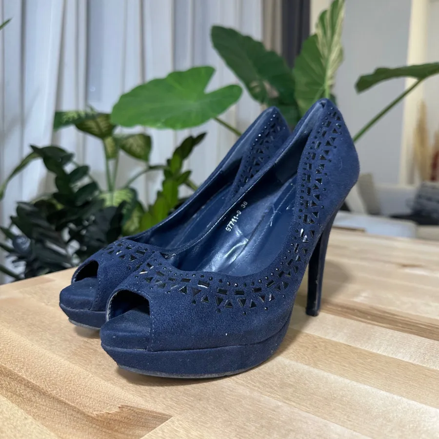 کفش جیر اروپایی