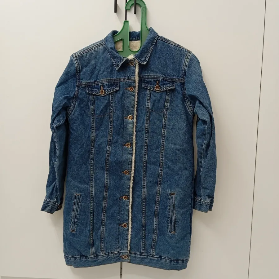 کاپشن لی داخل خز