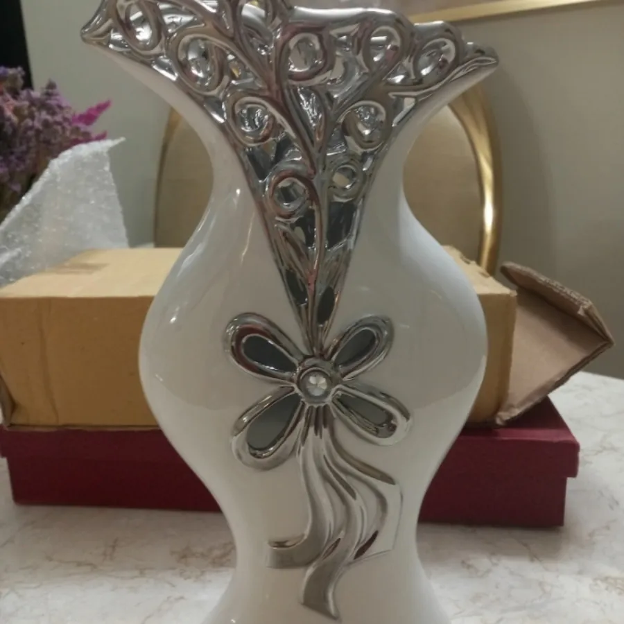 گلدان دکوری