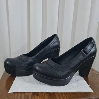 کفش چرم زنانه