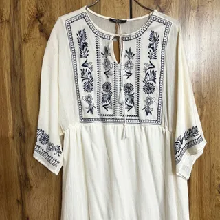 پیراهن گلدوزی برجسته