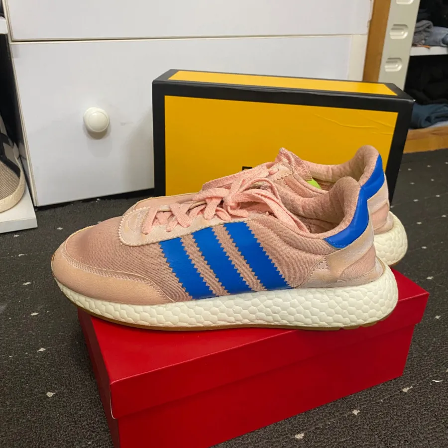 کتونی ادیداس اصل