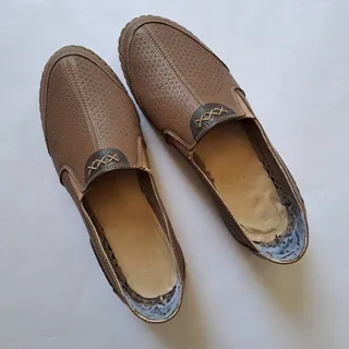 کفش خوش پا و راحت