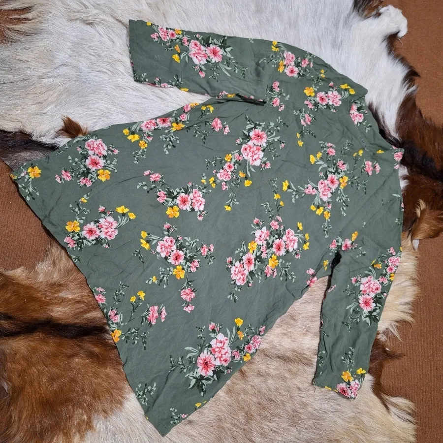 شومیز گل گلی نخی