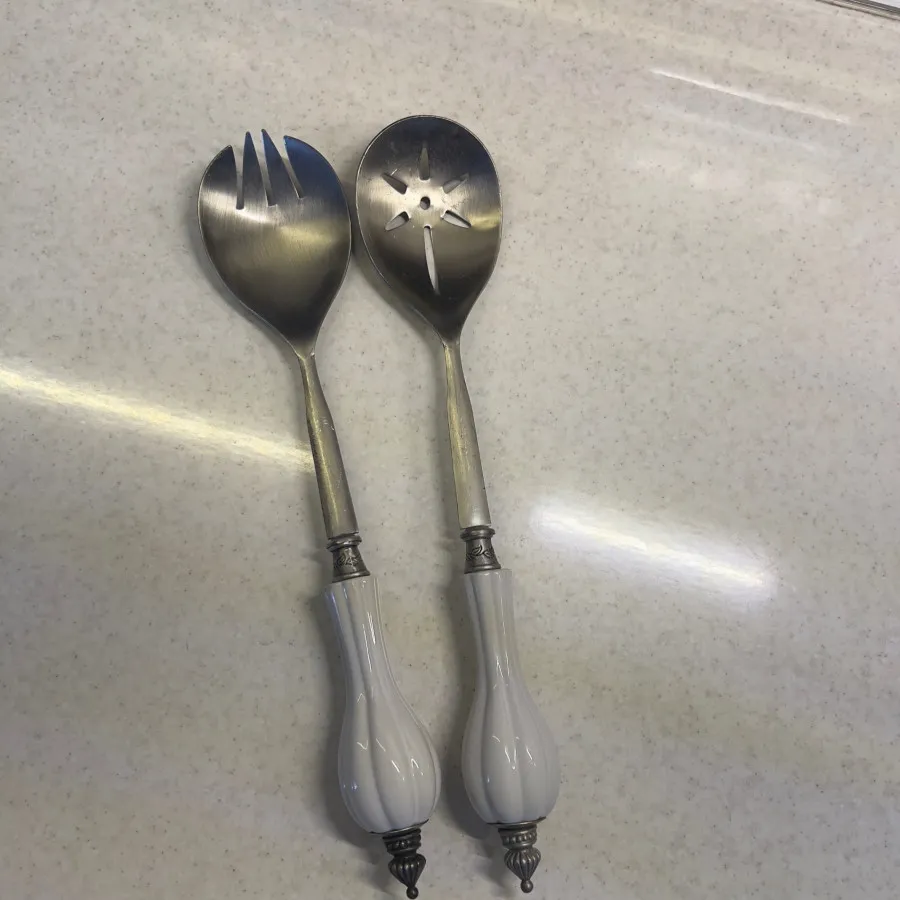 قاشق چنگال سالاد