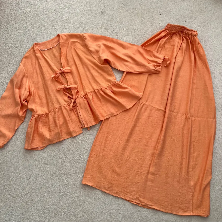 کت و دامن عروسکی