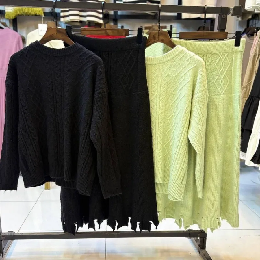 بلوزودامن بافت گرم