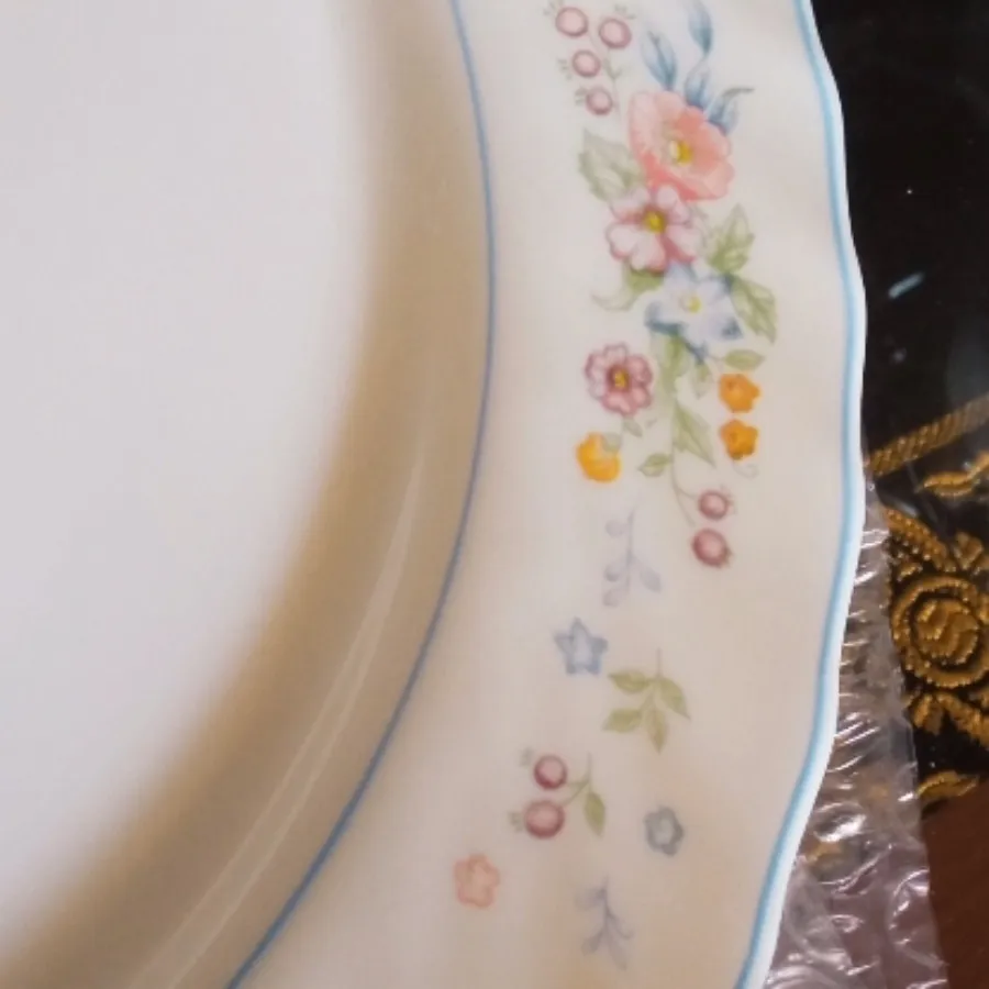 دیس گرد تخت آرکوپال ویکتو