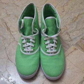 کتونی اورجینال lacoste