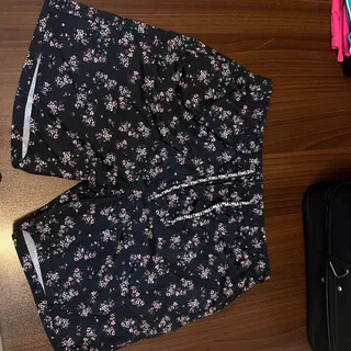 شلوارک گل گلی