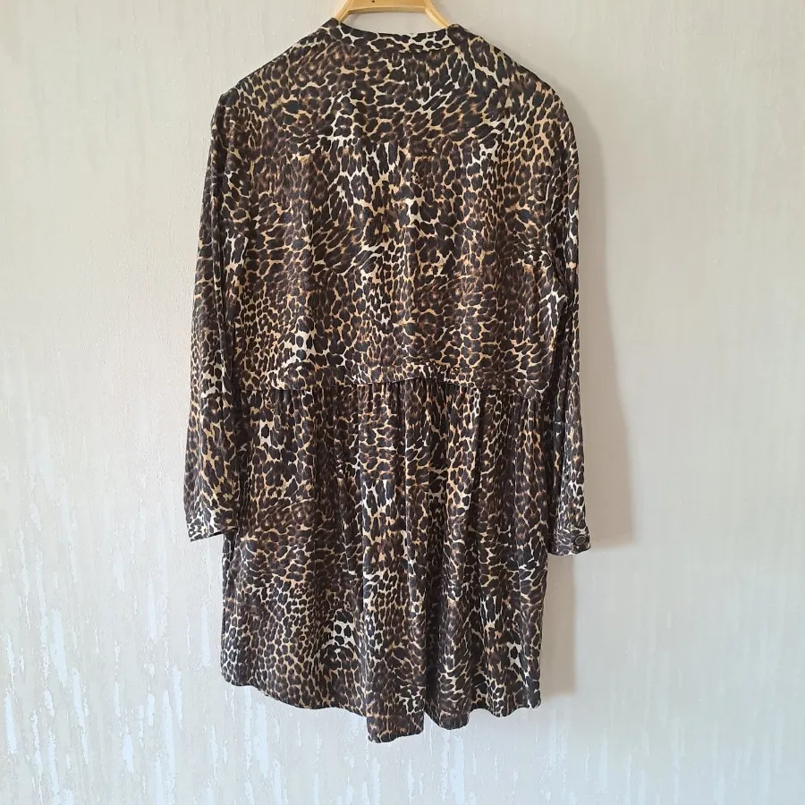 مانتو لباسی پلنگی جذاب